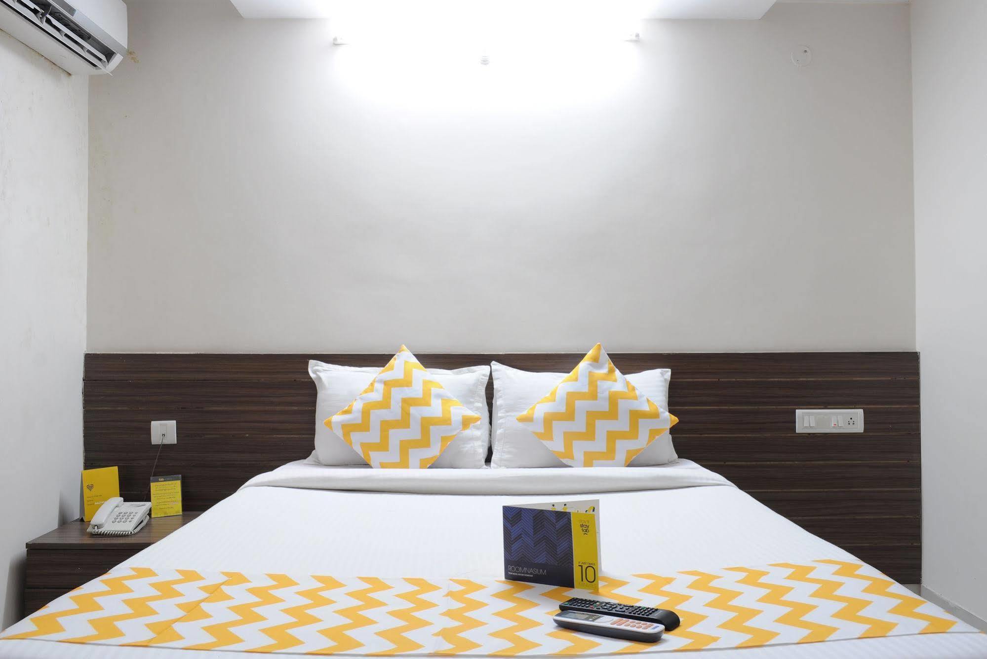 Oyo 17375 My Place Kondapur Hicc Χιντεραμπάντ Εξωτερικό φωτογραφία