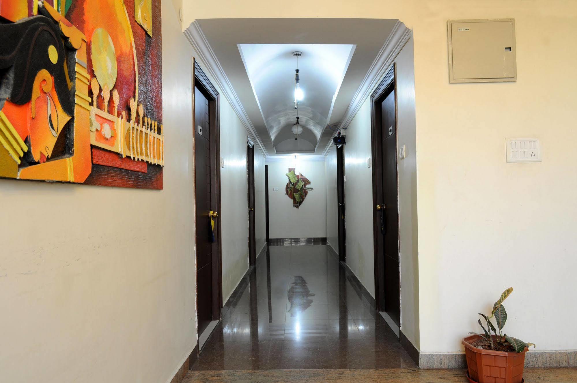 Oyo 17375 My Place Kondapur Hicc Χιντεραμπάντ Εξωτερικό φωτογραφία